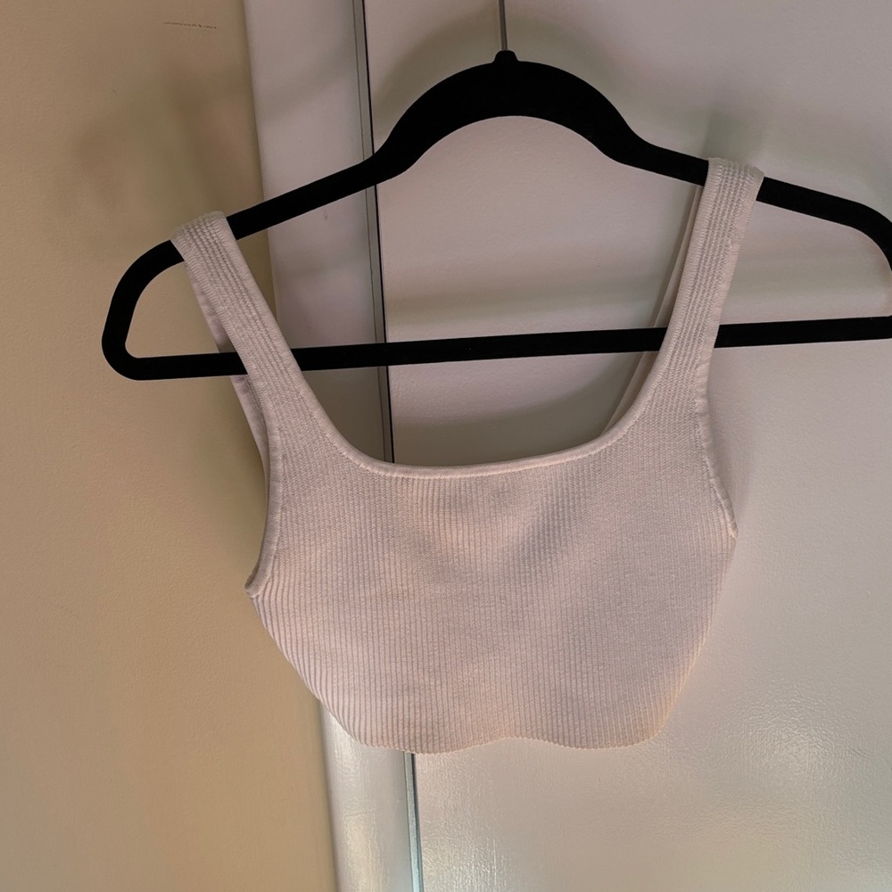 Aritzia babaton sculpt knit crop tank White Size S